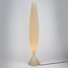 Laden Sie das Bild in den Galerie-Viewer, Diamant Stehleuchte 115 Linen
