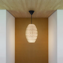 Laden Sie das Bild in den Galerie-Viewer, Fraktal Hängeleuchte Olive 33 Linen