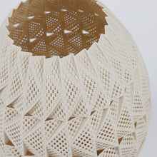 Laden Sie das Bild in den Galerie-Viewer, Fraktal Stehleuchte Olive 33 Linen