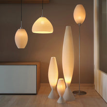 Laden Sie das Bild in den Galerie-Viewer, Diamant Stehleuchte 115 Linen